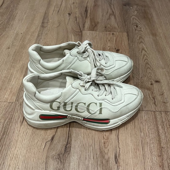 Gucci sneakers - Picture 1 of 6